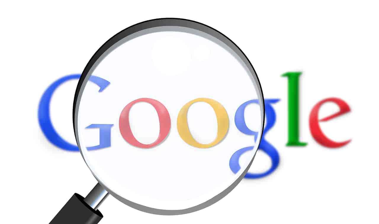 posicionamiento-sem-madrid-lupa-logo-google